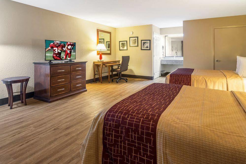 Red Roof Inn Gulf Shores Εξωτερικό φωτογραφία