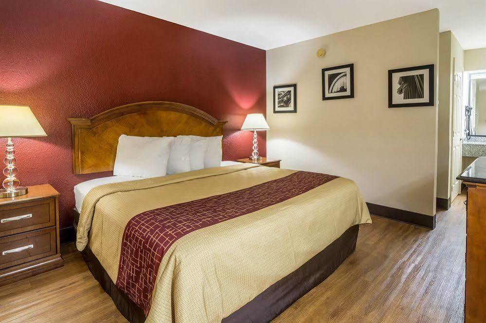 Red Roof Inn Gulf Shores Εξωτερικό φωτογραφία